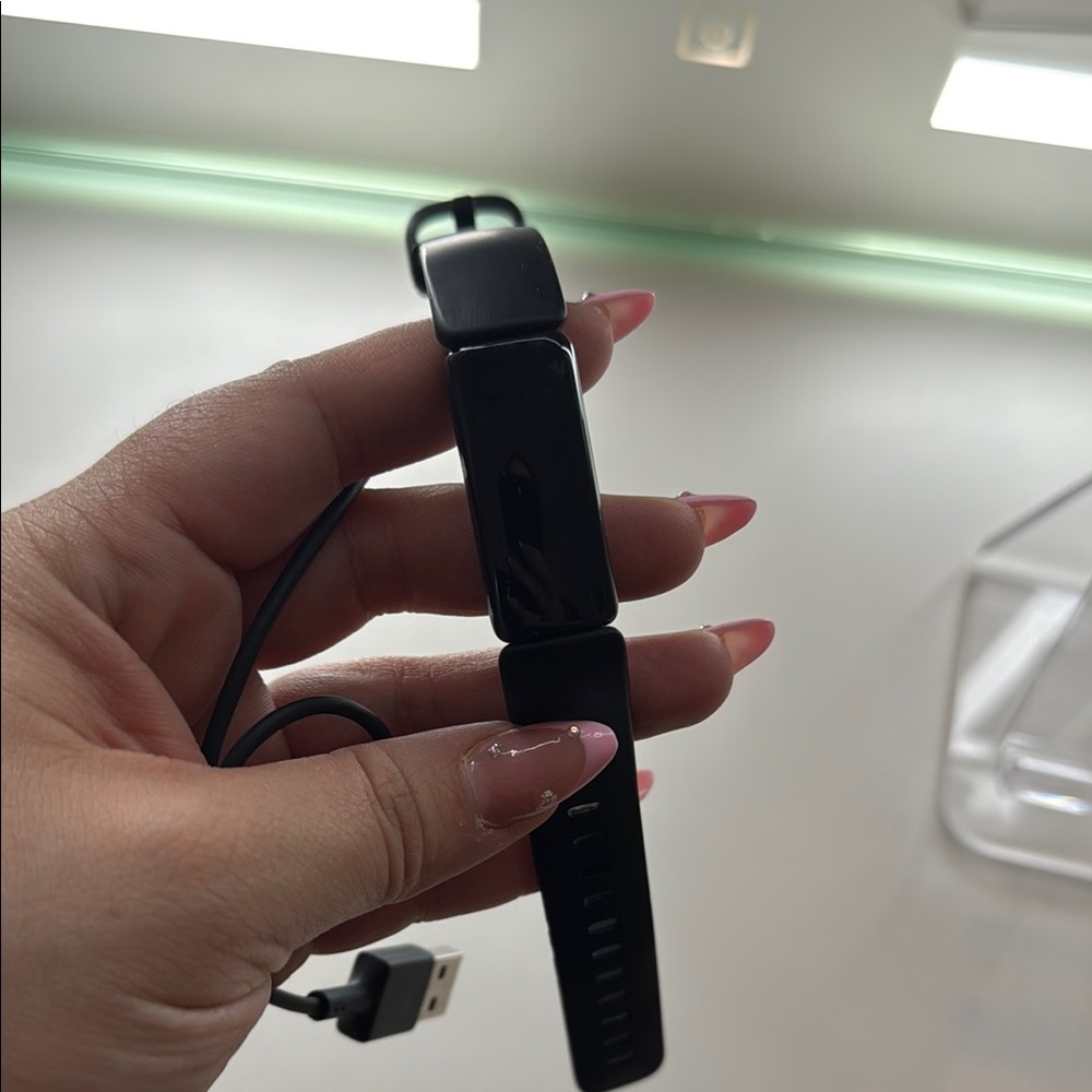 Black Fitness Tracker with Charger